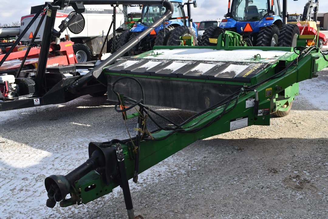 Image of John Deere 915 Primary image