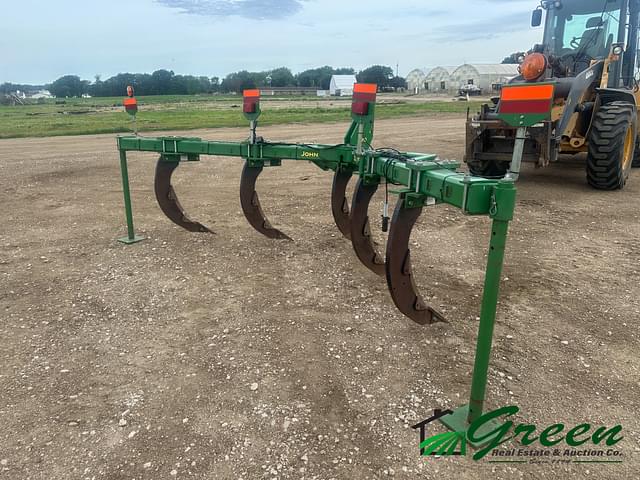 Image of John Deere 915 equipment image 4