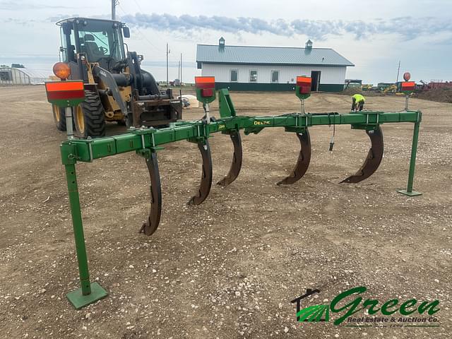 Image of John Deere 915 equipment image 2