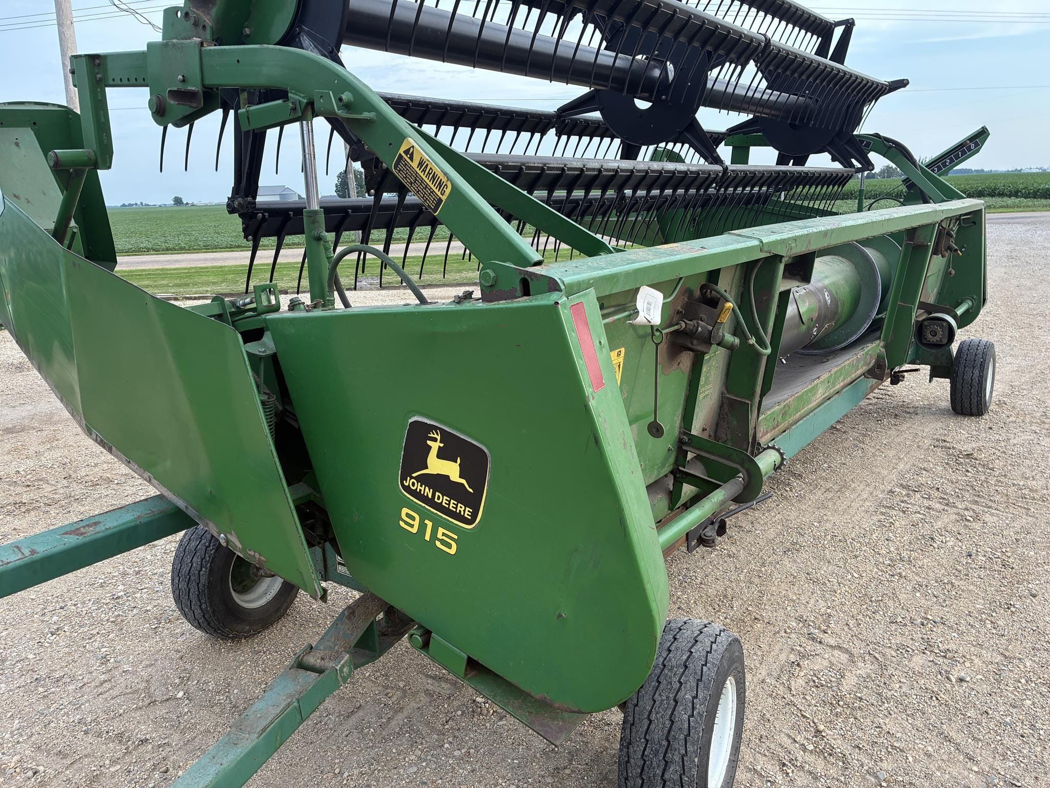 John Deere 915F Equipment Image0