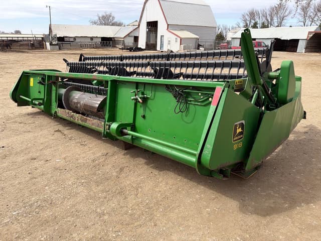 Image of John Deere 918 equipment image 2
