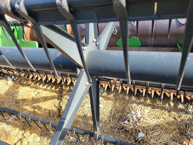 Image of John Deere 918F equipment image 4