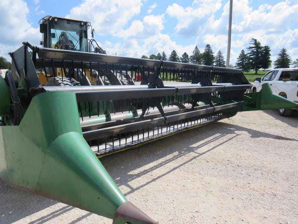 John Deere 920 Equipment Image0