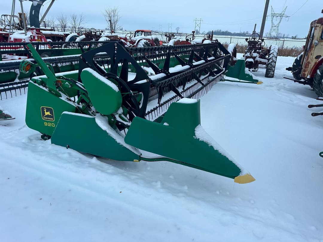 Image of John Deere 920 Primary image