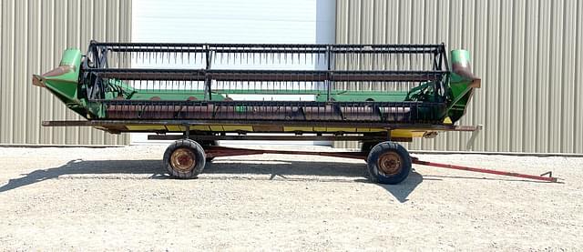 Image of John Deere 920 equipment image 2