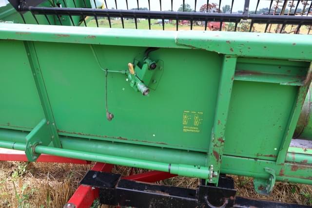 Image of John Deere 920 equipment image 4