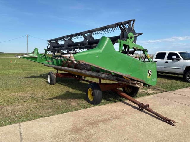 Image of John Deere 920 equipment image 1