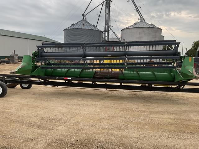 Image of John Deere 920 equipment image 3