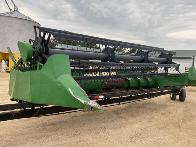 Image of John Deere 920 equipment image 1