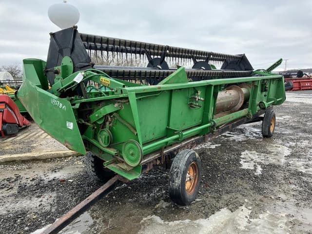 Image of John Deere 920 equipment image 1