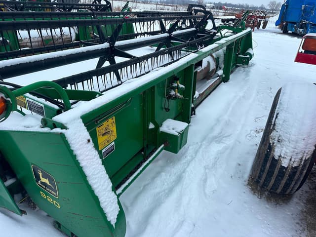 Image of John Deere 920 equipment image 4