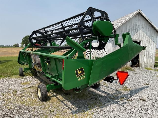 Image of John Deere 920 equipment image 1