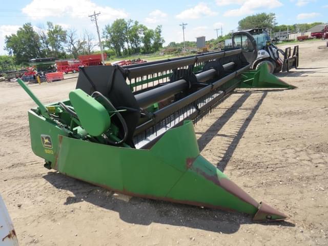 Image of John Deere 920 equipment image 2