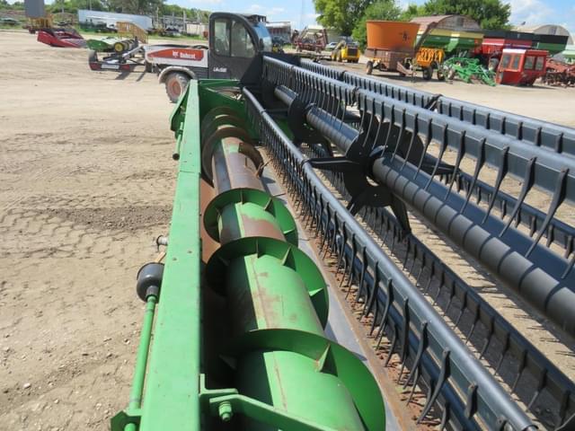 Image of John Deere 920 equipment image 4