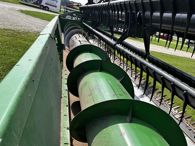 Image of John Deere 920 equipment image 4