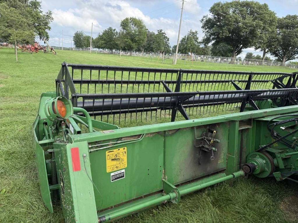 John Deere 920 Equipment Image0