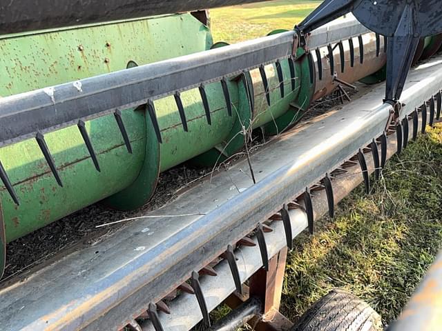 Image of John Deere 920 equipment image 4
