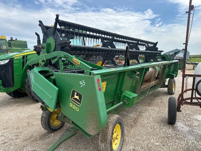 Image of John Deere 920 equipment image 2