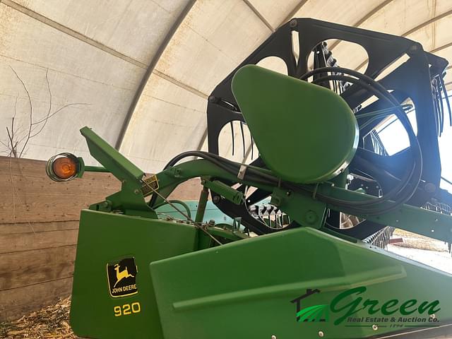 Image of John Deere 920 equipment image 4