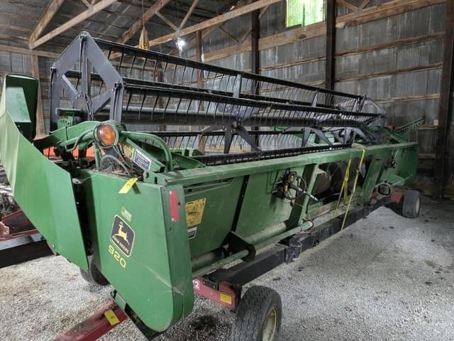 Image of John Deere 920 equipment image 1