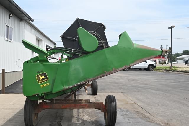 Image of John Deere 920 equipment image 3