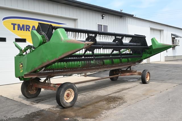 Image of John Deere 920 equipment image 2