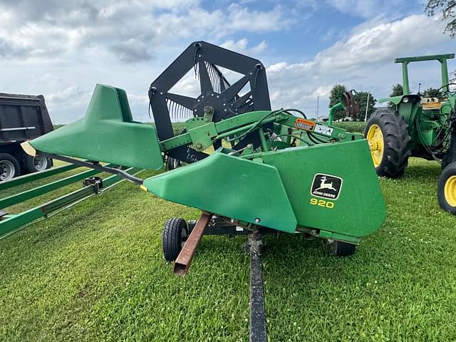 Image of John Deere 920 equipment image 3