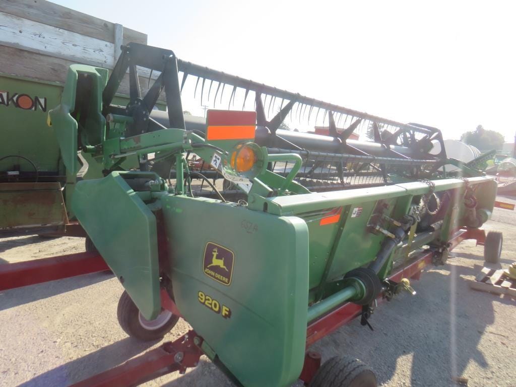 John Deere 920F Equipment Image0