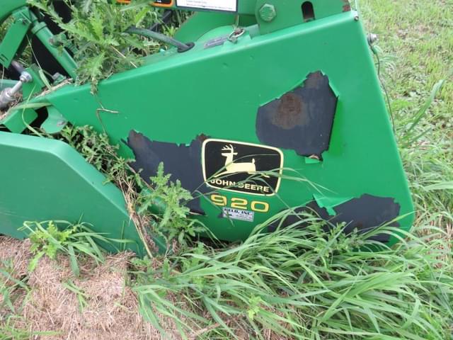 Image of John Deere 920 equipment image 1