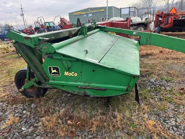 Image of John Deere 920 equipment image 1