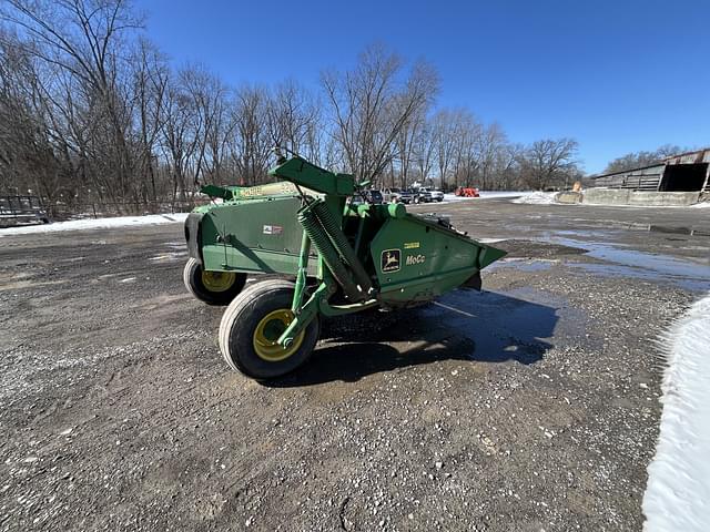 Image of John Deere 920 equipment image 2