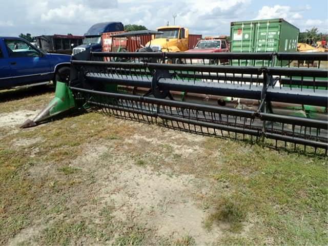 Image of John Deere 920 equipment image 3
