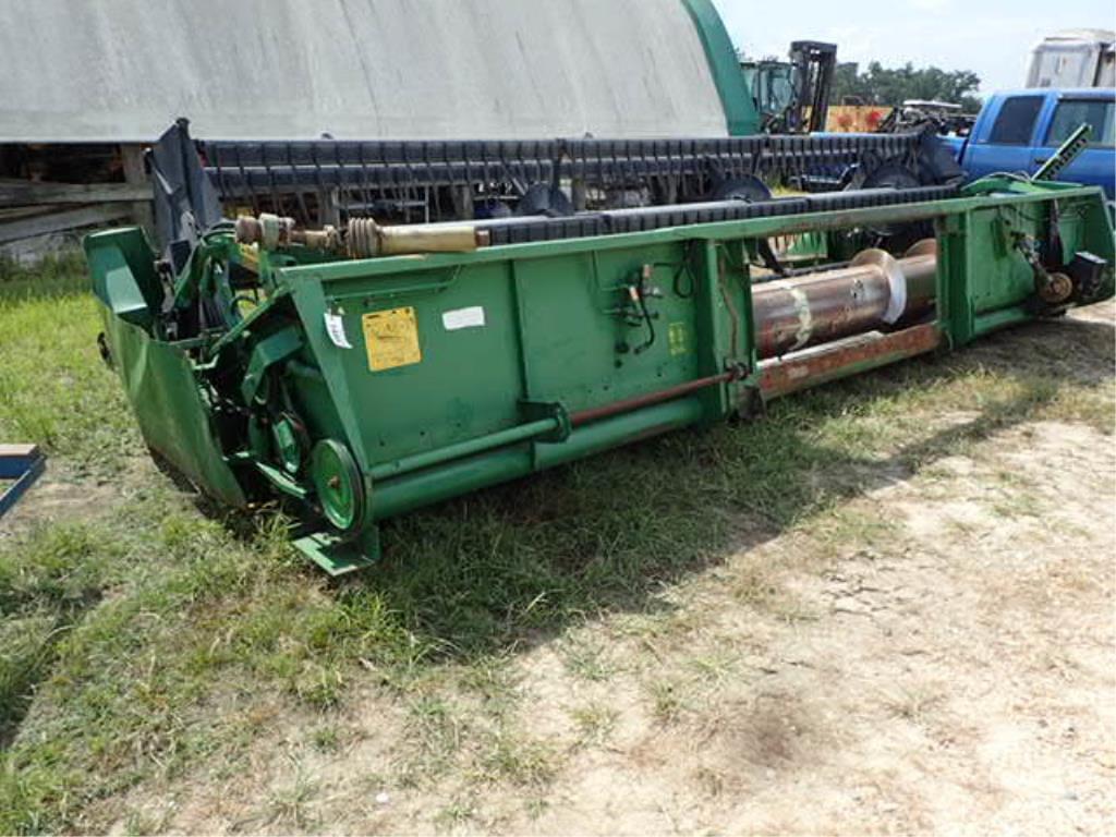 Image of John Deere 920 Primary image