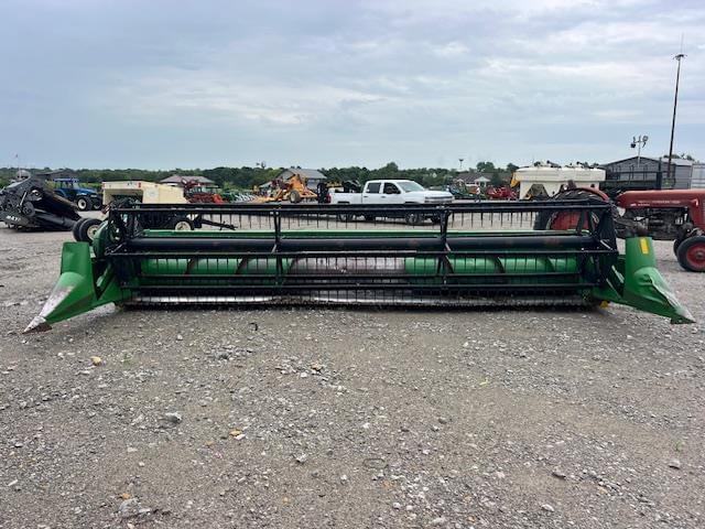 Image of John Deere 920 equipment image 2