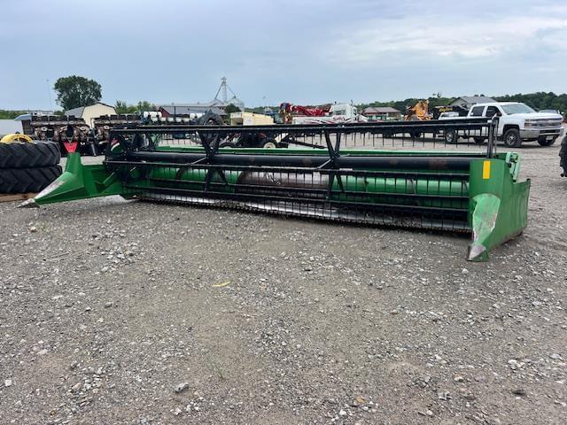 Image of John Deere 920 equipment image 1