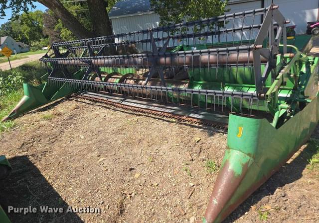 Image of John Deere 920 equipment image 1