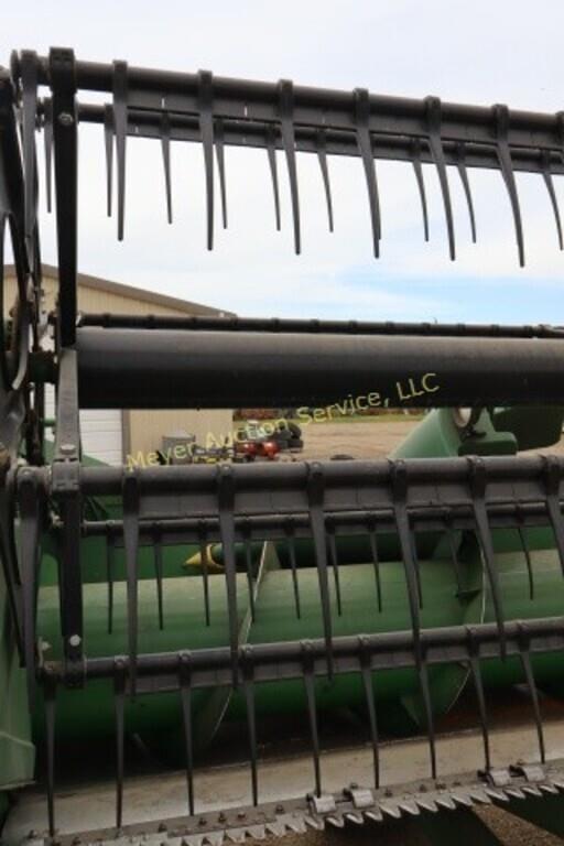 Image of John Deere 920 equipment image 2