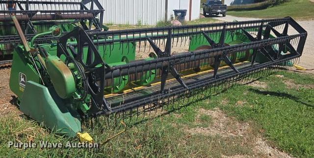 Image of John Deere 920 equipment image 2