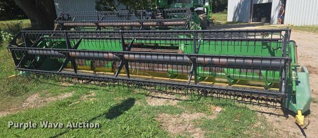 Image of John Deere 920 equipment image 1