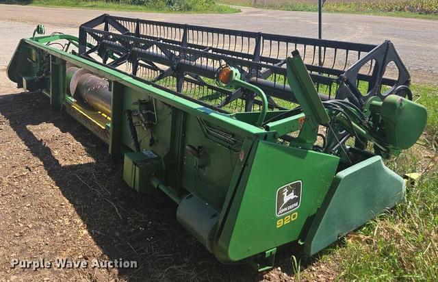 Image of John Deere 920 equipment image 4