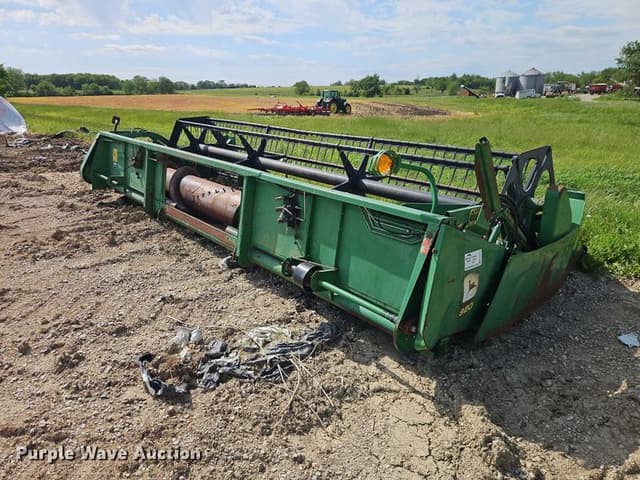 Image of John Deere 920F equipment image 3