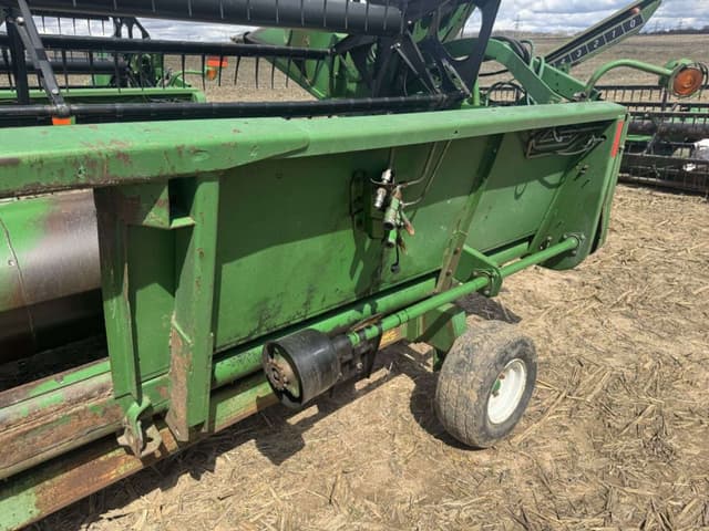 Image of John Deere 920 equipment image 3