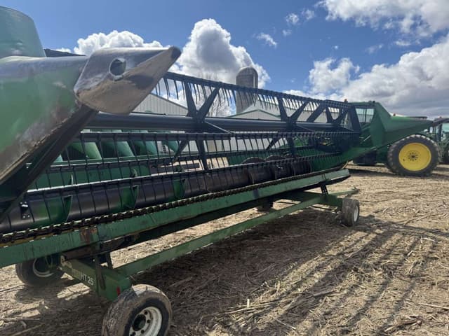 Image of John Deere 920 equipment image 4