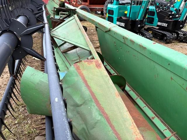 Image of John Deere 920 equipment image 3
