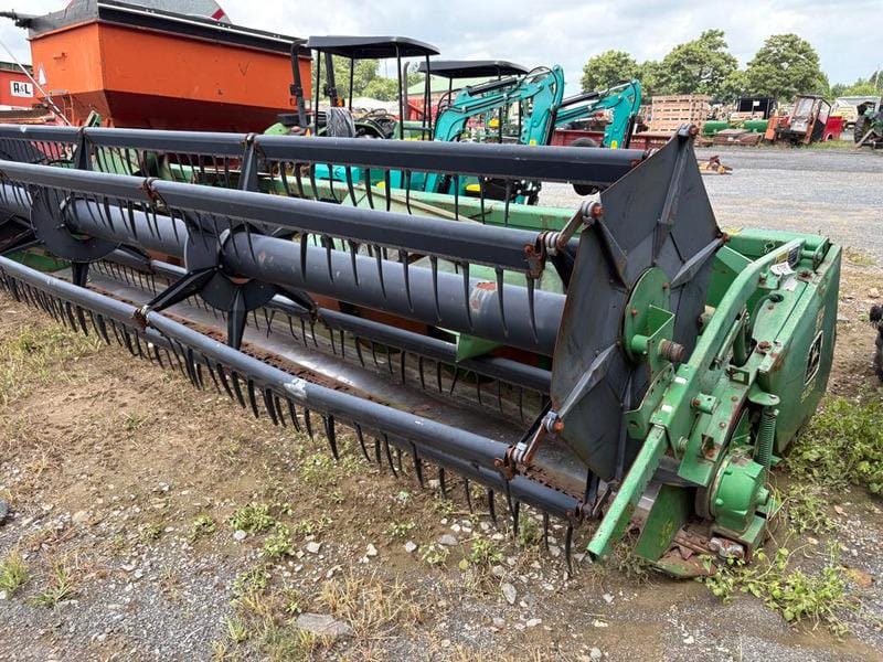 John Deere 920 Equipment Image0