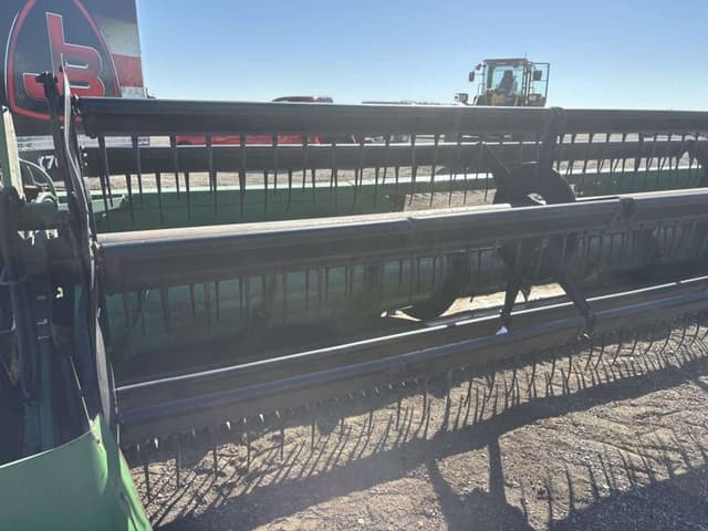 Image of John Deere 920 equipment image 4