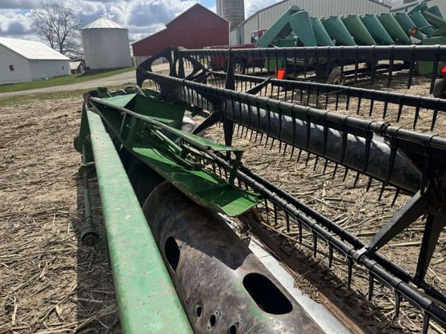 Image of John Deere 920 equipment image 4