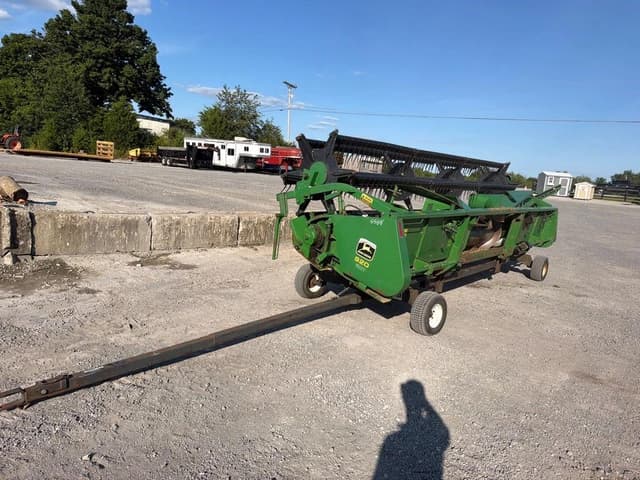 Image of John Deere 920 equipment image 1