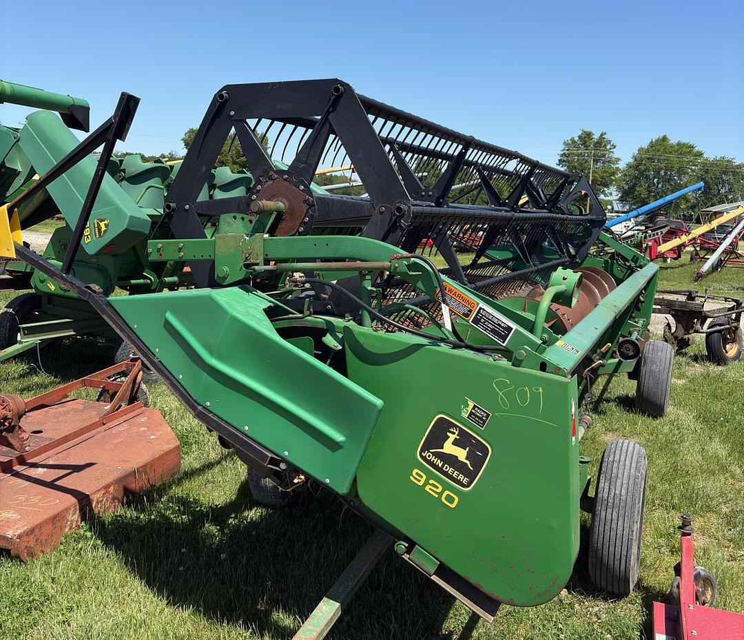 Image of John Deere 920 Primary Image