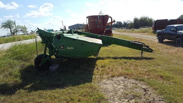 Image of John Deere 920 equipment image 1